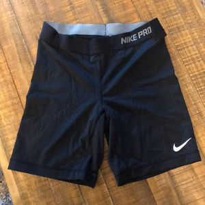 Nike Pro 5”